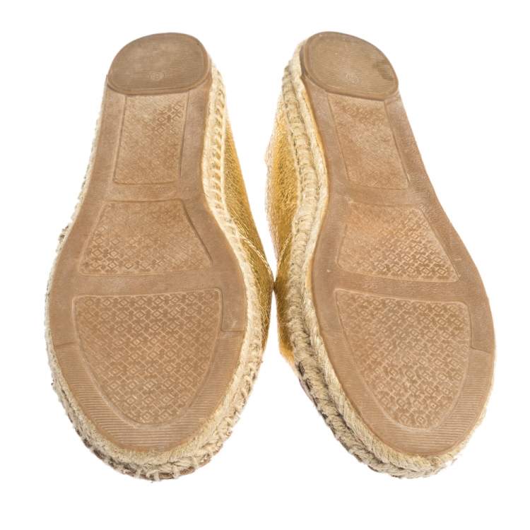 Pre Owned Tory Burch Gold Crackle Leather And Brown Leather Cap Toe Espadrilles Size 38