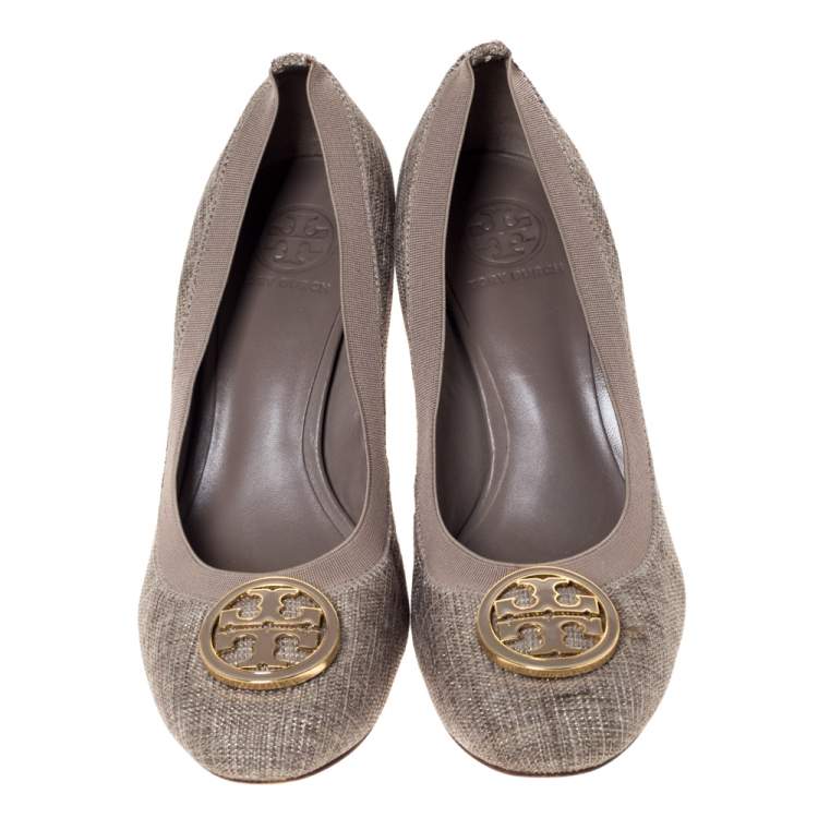 Pre Owned Tory Burch Grey Canvas Caroline Reva Scrunch Pumps Size 40