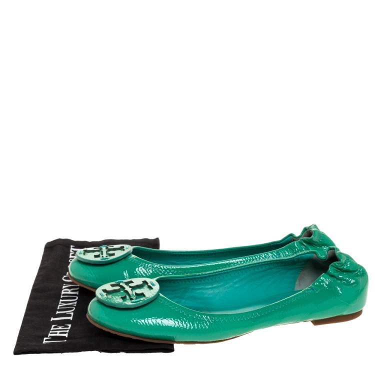 مملوكة مسبقًا Tory Burch Green Patent Leather Reva Tumbled Ballet Flats Size 39