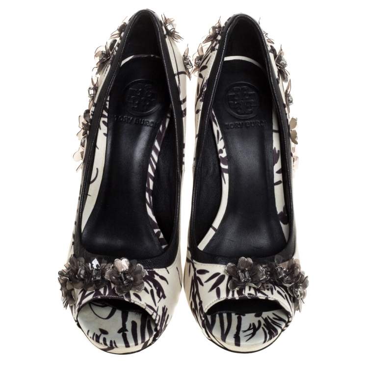 Pre Owned Tory Burch White/Black Printed Satin Embellished 'Pixie' Open Toe Pump Size 38.5