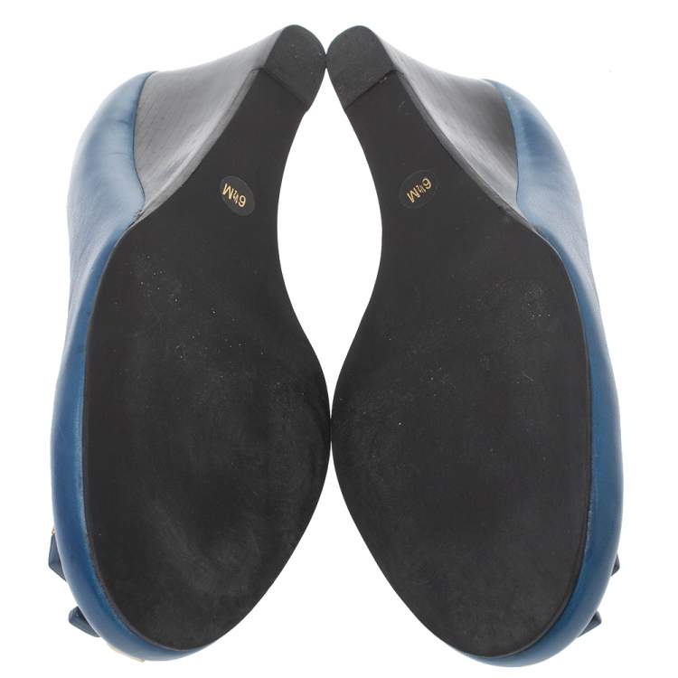 Pre Owned Tory Burch Blue Leather Logo Wedge Pumps Size 36.5