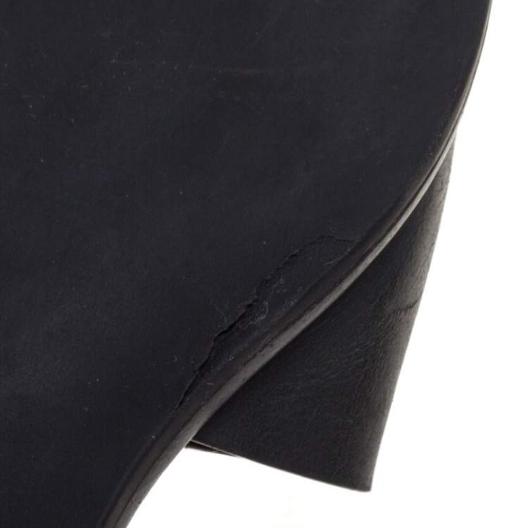 Pre Owned Tory Burch Black Leather Flat Slides Size 36.5