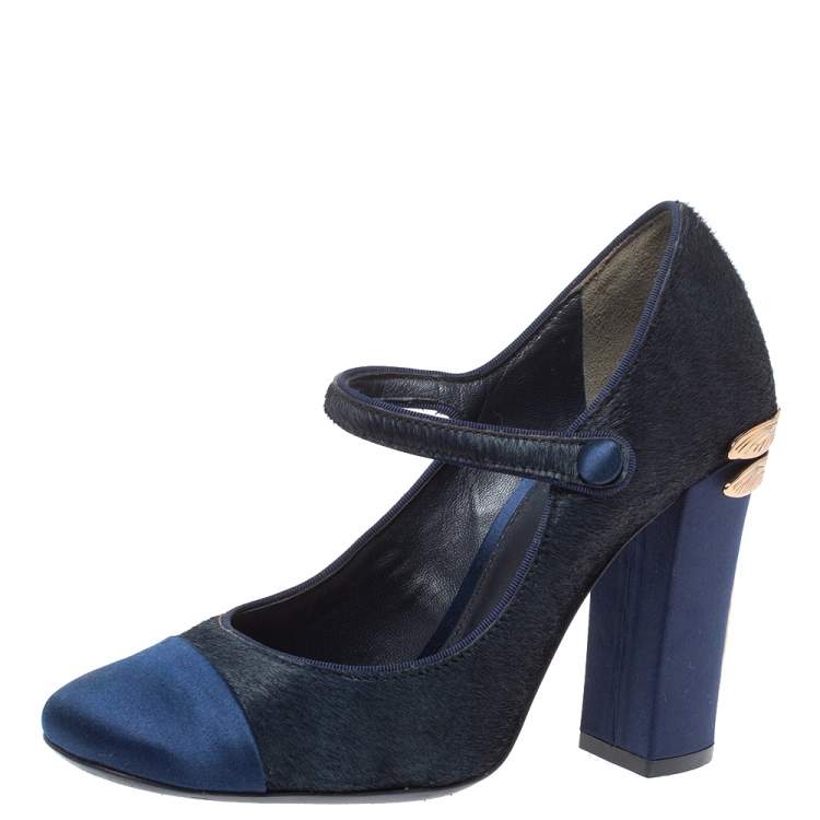 navy blue mary jane pumps
