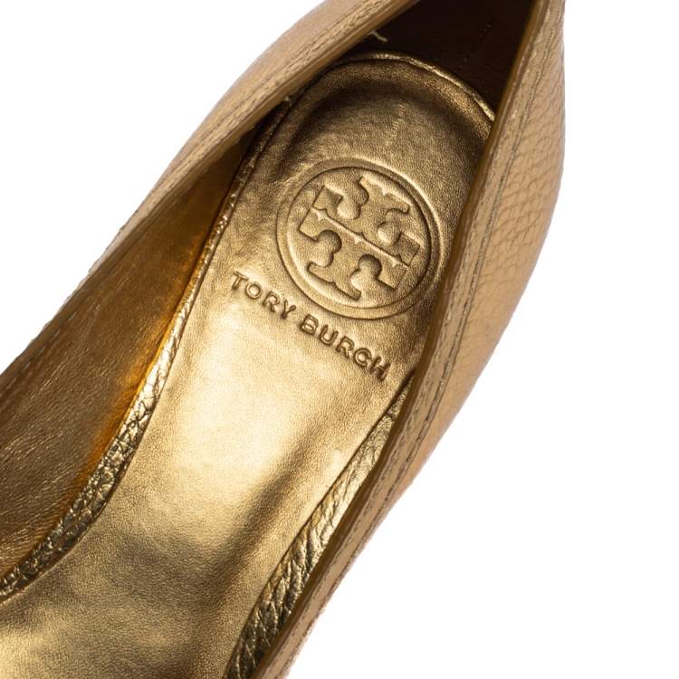 Pre Owned Tory Burch Gold Textured Leather Wedge Peep Toe Pumps Size 38