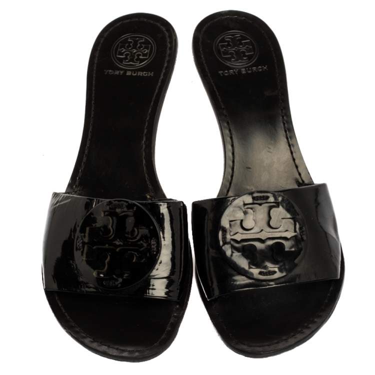 Pre Owned Tory Burch Black Patent Leather Logo Open Toe Sandals Size 38.5