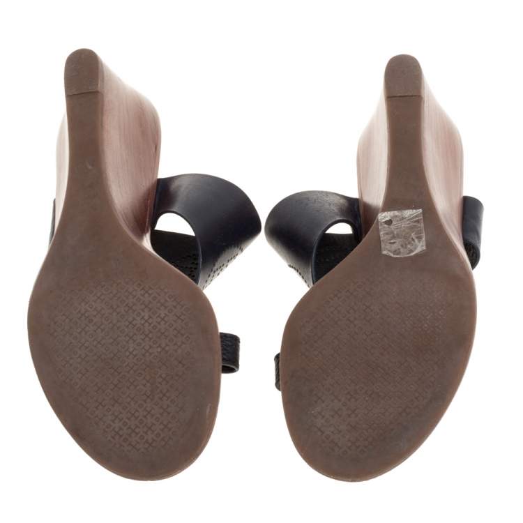 Pre Owned Tory Burch Navy Blue Perforated Logo Leatther Wedge Sandals Size 37