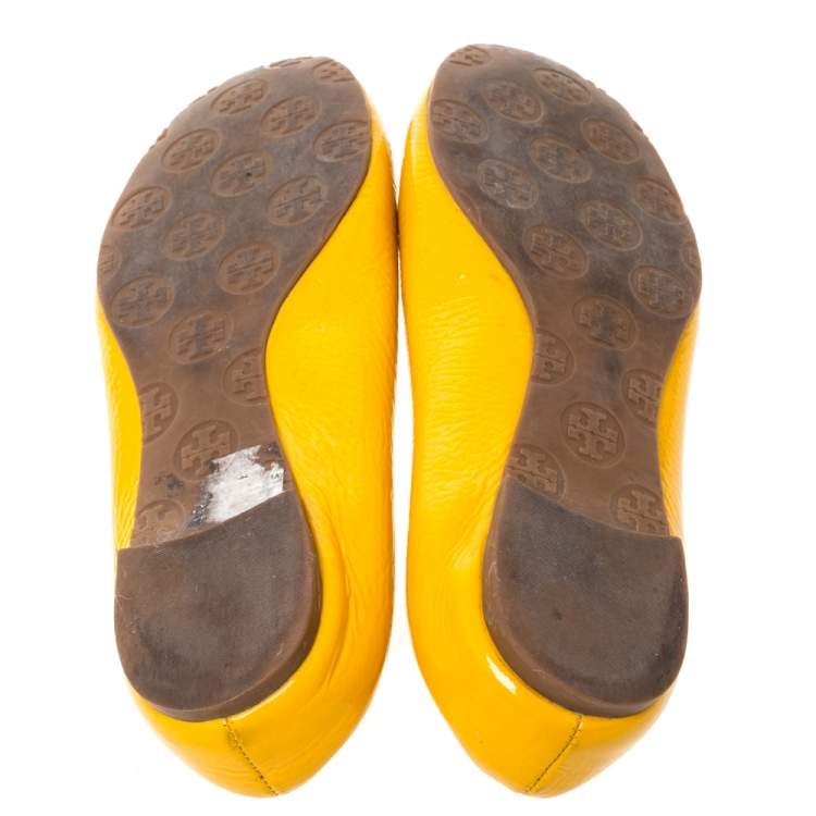 Pre Owned Tory Burch Yellow Patent Leather Reva Scrunch Ballet Flats Size 38