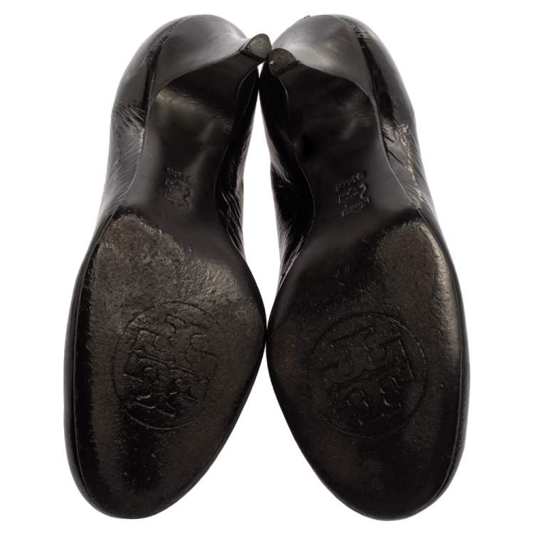 Pre Owned Tory Burch Black Patent Leather Caroline Reva Scrunch Pumps Size 35.5