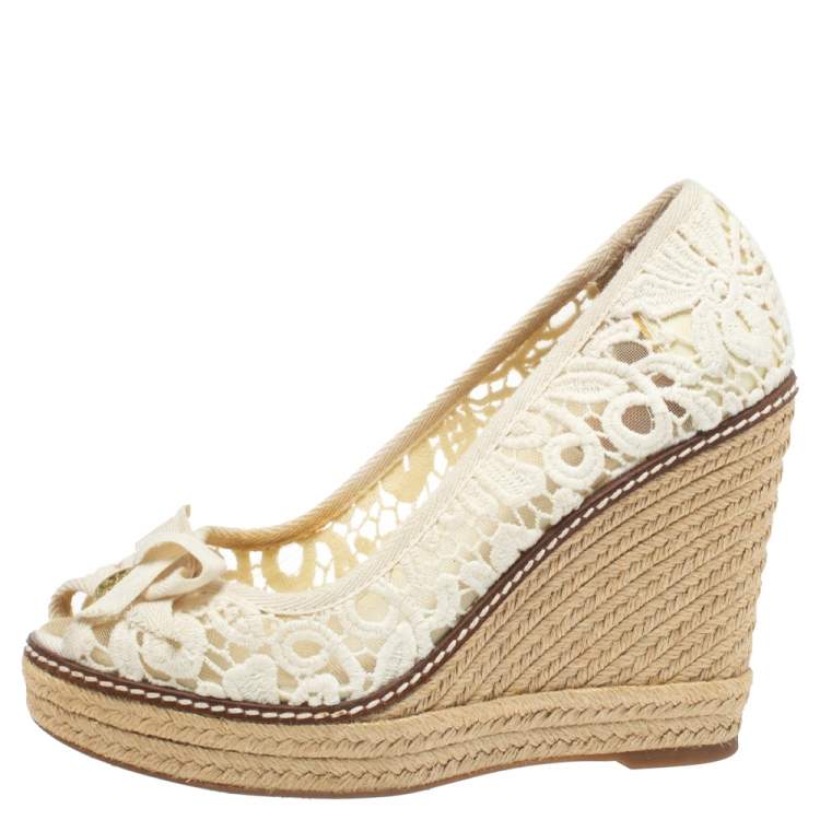 Total 98+ imagen tory burch lace wedge