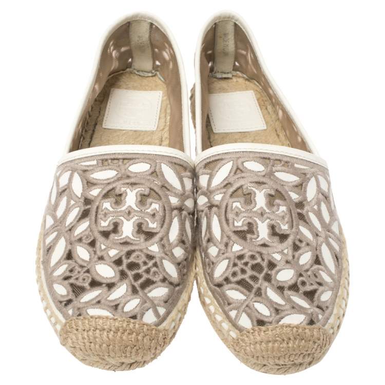 Pre Owned Tory Burch White/Grey Embroidered Leather Cutout Espadrille Flats Size 36.5