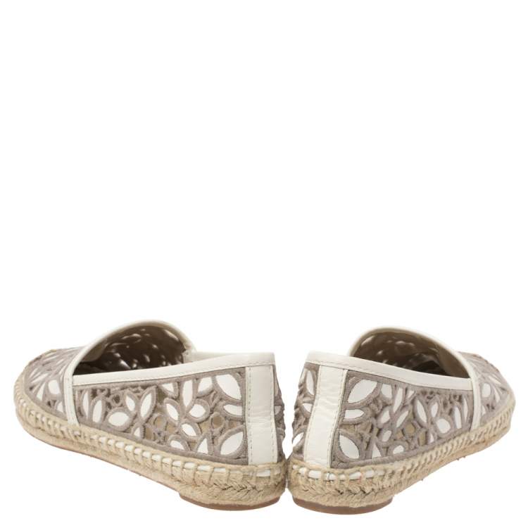 Pre Owned Tory Burch White/Grey Embroidered Leather Cutout Espadrille Flats Size 36.5