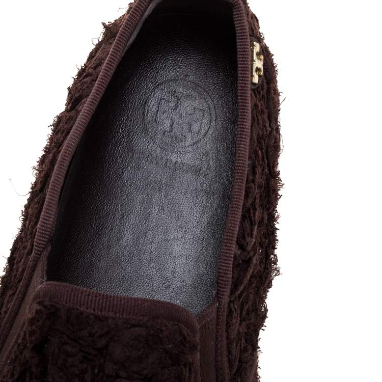 Pre Owned Tory Burch Dark Brown Fabric Rosette Slip On Sneakers Size 40.5