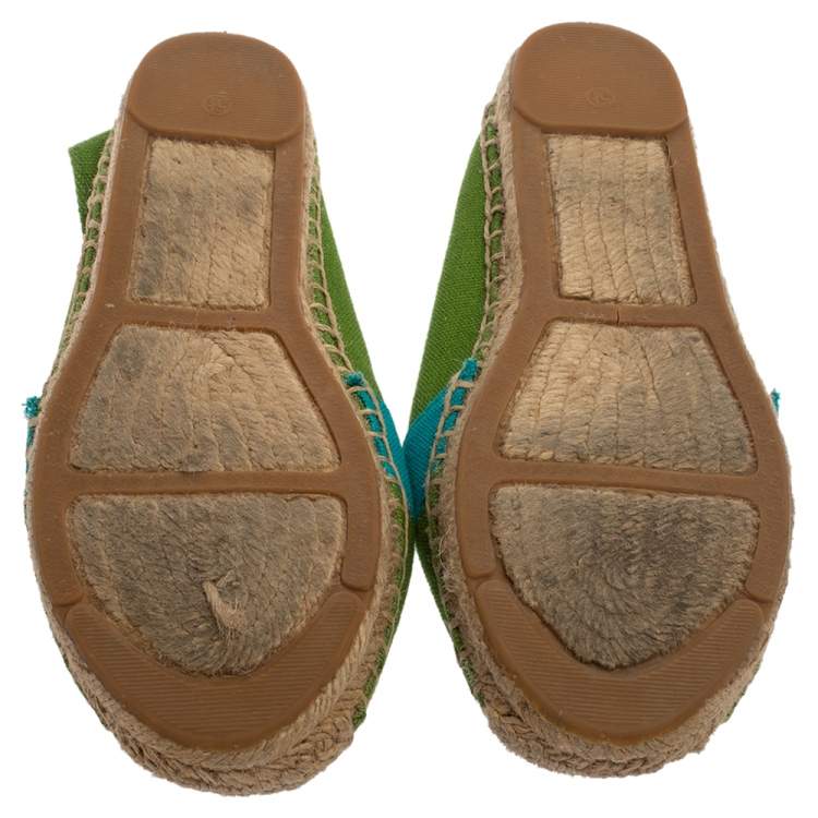 Pre Owned Tory Burch Green/Blue Canvas Beacher Espadrille Flats Size 35.5