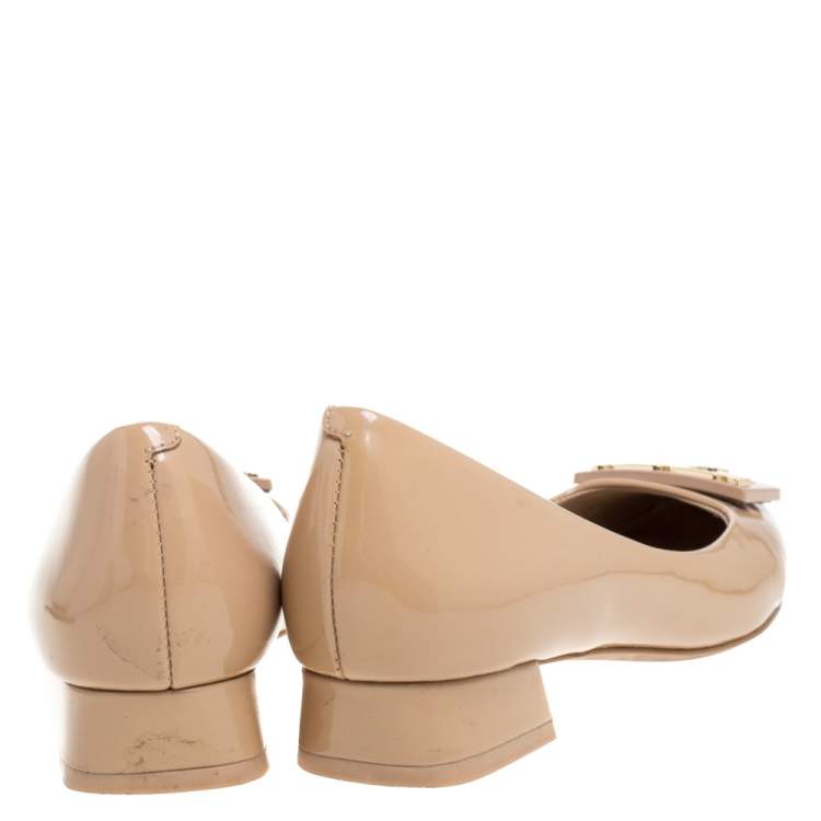 Pre Owned Tory Burch Beige Patent Leather Gigi Ballet Flats Size 35
