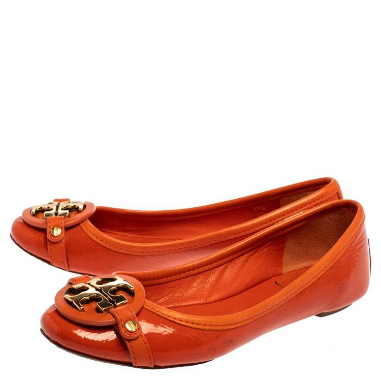 Pre Owned Tory Burch Orange Patent Leather Logo Ballet Flats Size 35