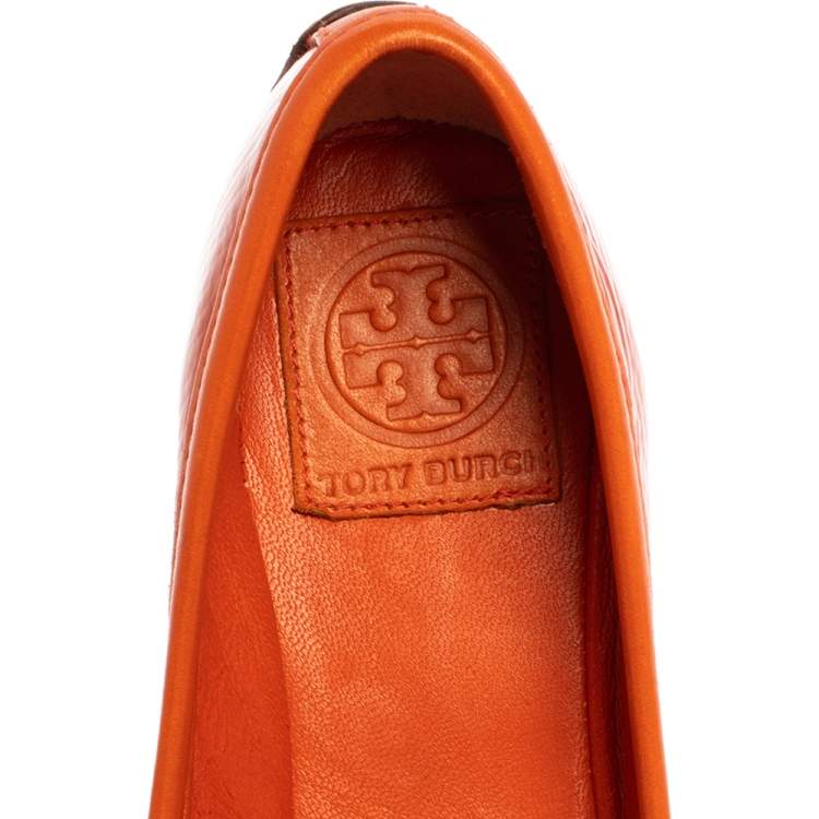 Pre Owned Tory Burch Orange Patent Leather Logo Ballet Flats Size 35