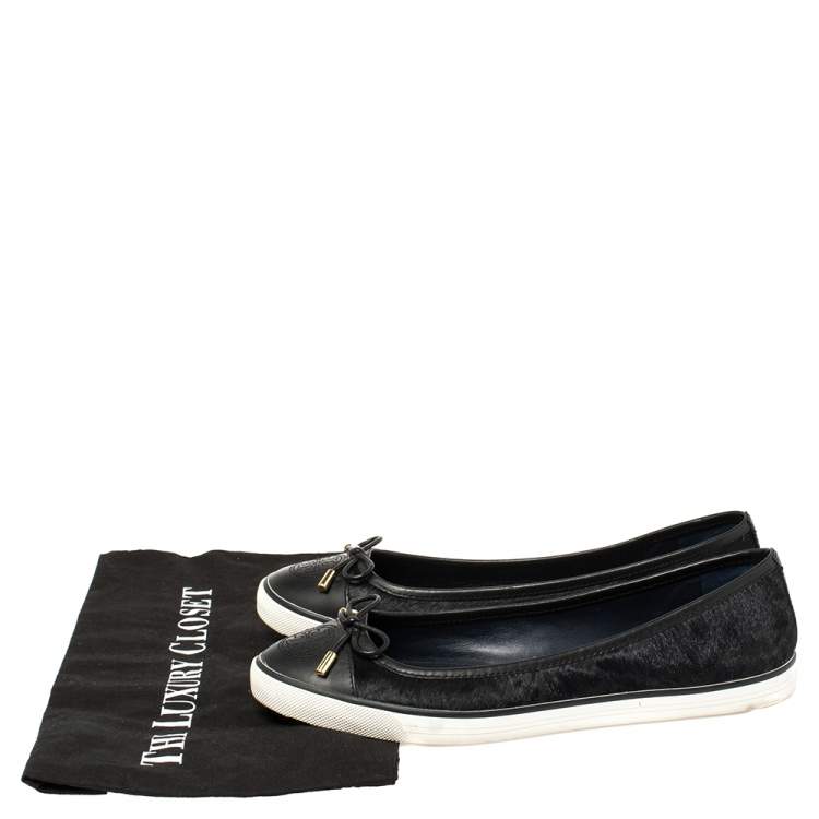 Pre Owned Tory Burch Black Calf Hair And Leather Cap Toe Skyler Flats Size 38.5