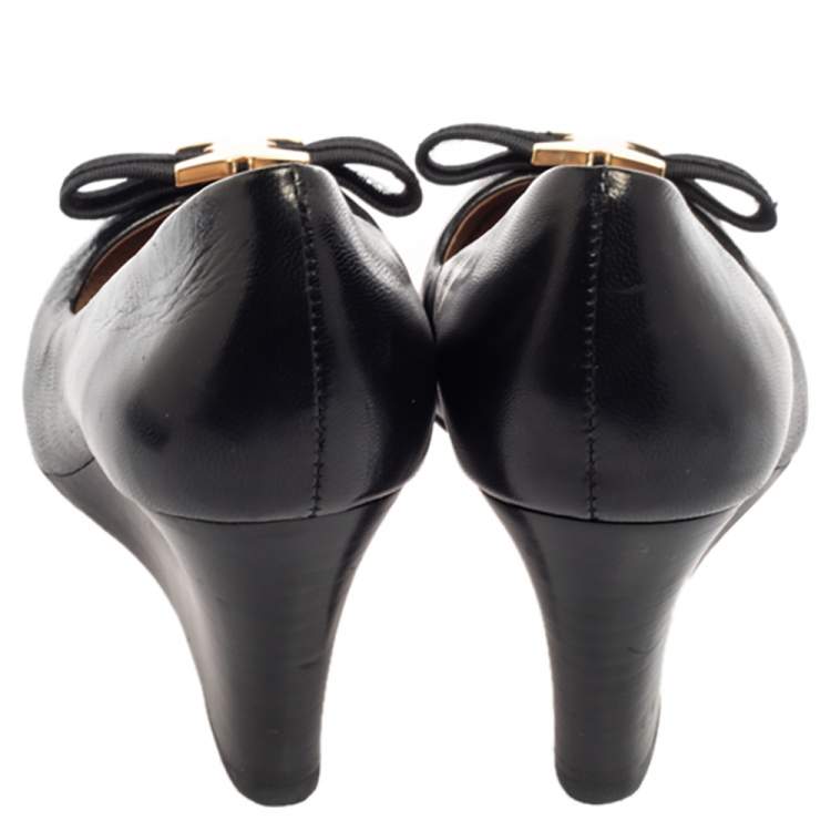 Pre Owned Tory Burch Black Gemini Link Bow Wedge Pumps Size 36.5