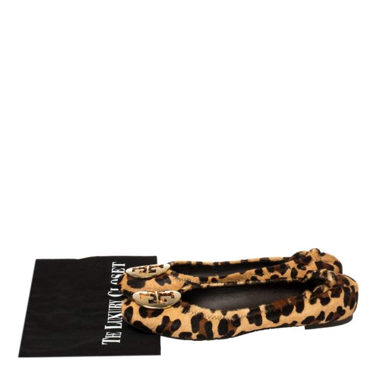 Pre Owned Tory Burch Beige Leopard Print Calf Hair Reva Ballet Flats Size 39