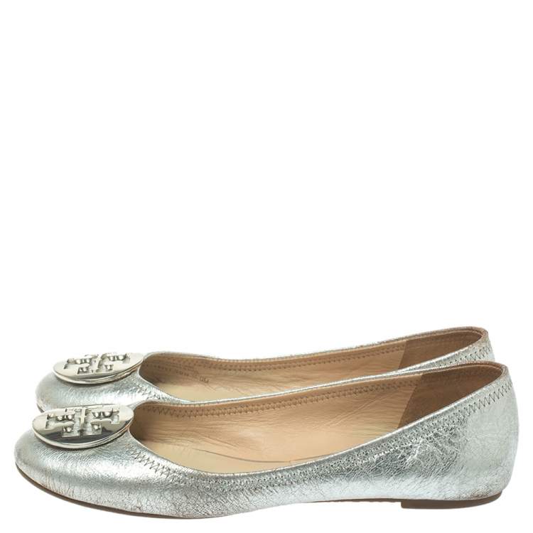 Pre Owned Tory Burch Silver Leather Reva Scrunch Ballet Flats Size 39