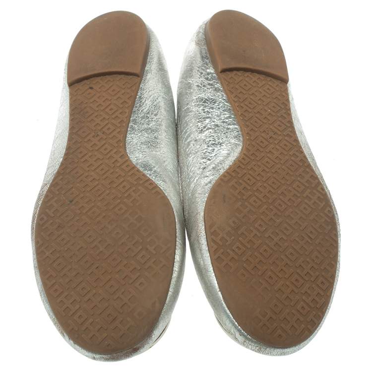 Pre Owned Tory Burch Silver Leather Reva Scrunch Ballet Flats Size 39