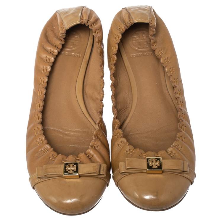 Pre Owned Tory Burch Beige Leather Romy Ballet Flats Size 38