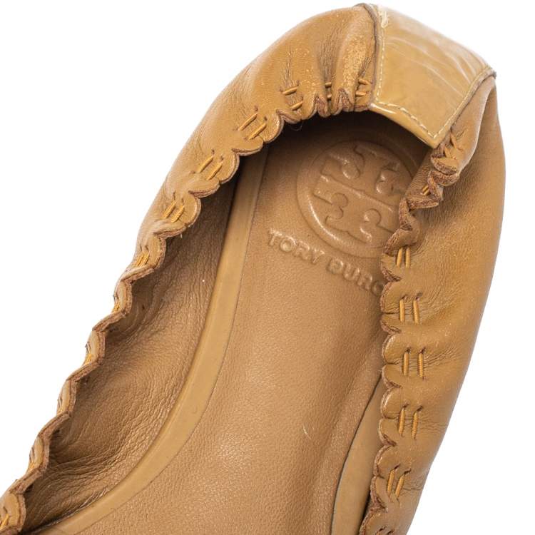 Pre Owned Tory Burch Beige Leather Romy Ballet Flats Size 38