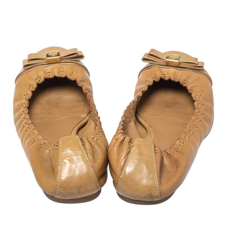Pre Owned Tory Burch Beige Leather Romy Ballet Flats Size 38