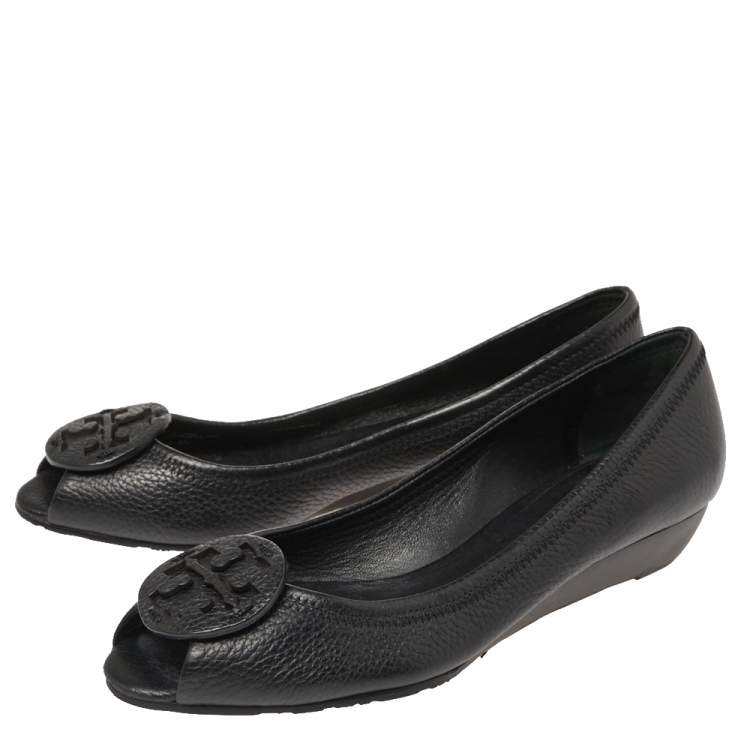 Pre Owned Tory Burch Black Leather Wedge Flats Size 37.5
