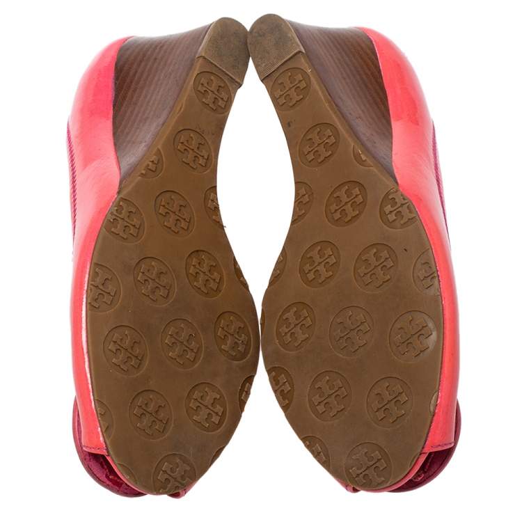 Pre Owned Tory Burch Pink Patent Leather Wedge Peep Toe Pumps Size 38