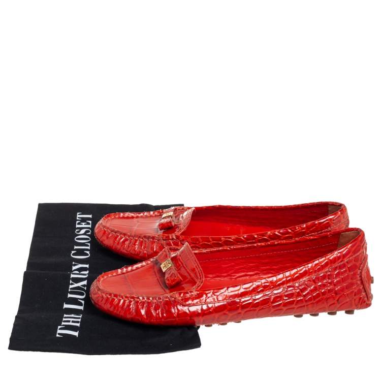 Pre Owned Tory Burch Orange Croc Embossed Leather Bow Loafers Size 38.5