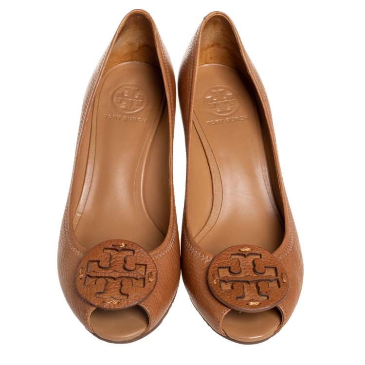 Pre Owned Tory Burch Tan Leather Sally Wedge Pumps Size 39.5
