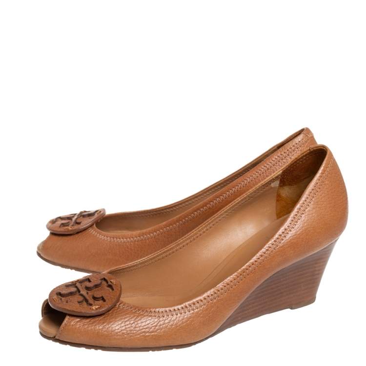 Pre Owned Tory Burch Tan Leather Sally Wedge Pumps Size 39.5