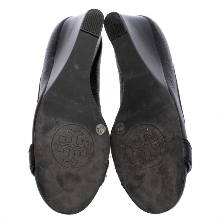 Pre Owned Tory Burch Black Leather Ambrose Logo Embellished Wedge Pumps Size 38