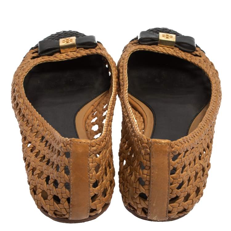 Pre Owned Tory Burch Beige/Black Woven Leather Bow Ballet Flats Size 39