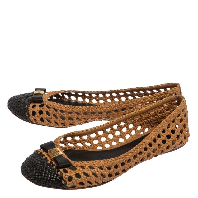 Pre Owned Tory Burch Beige/Black Woven Leather Bow Ballet Flats Size 39