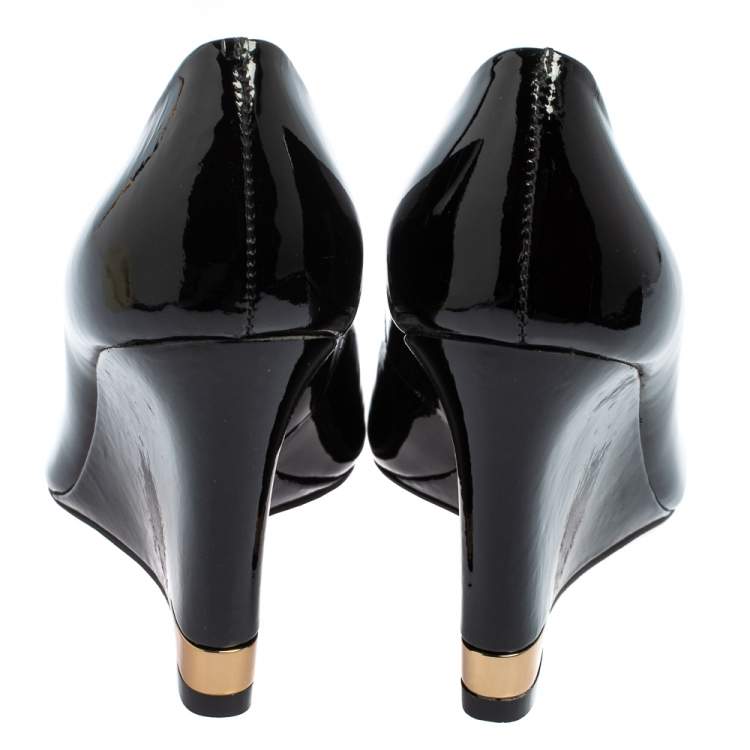 Pre Owned Tory Burch Black Patent Leather Wedge Pumps Size 36.5 