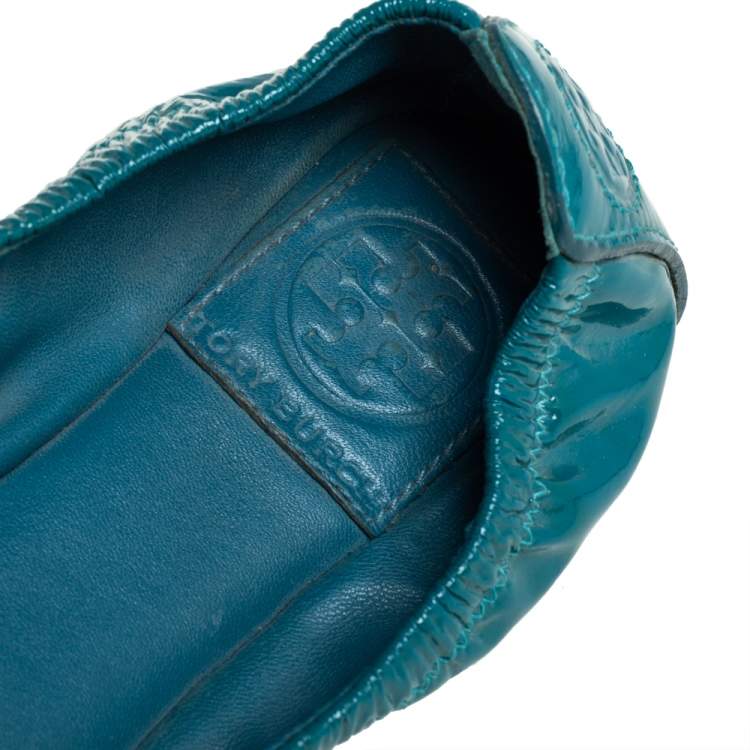 Pre Owned Tory Burch Blue Patent Leather Scrunch Ballet Flats Size 36