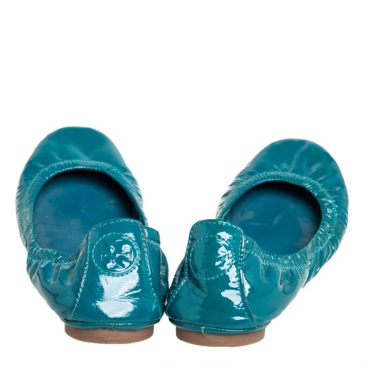 Pre Owned Tory Burch Blue Patent Leather Scrunch Ballet Flats Size 36