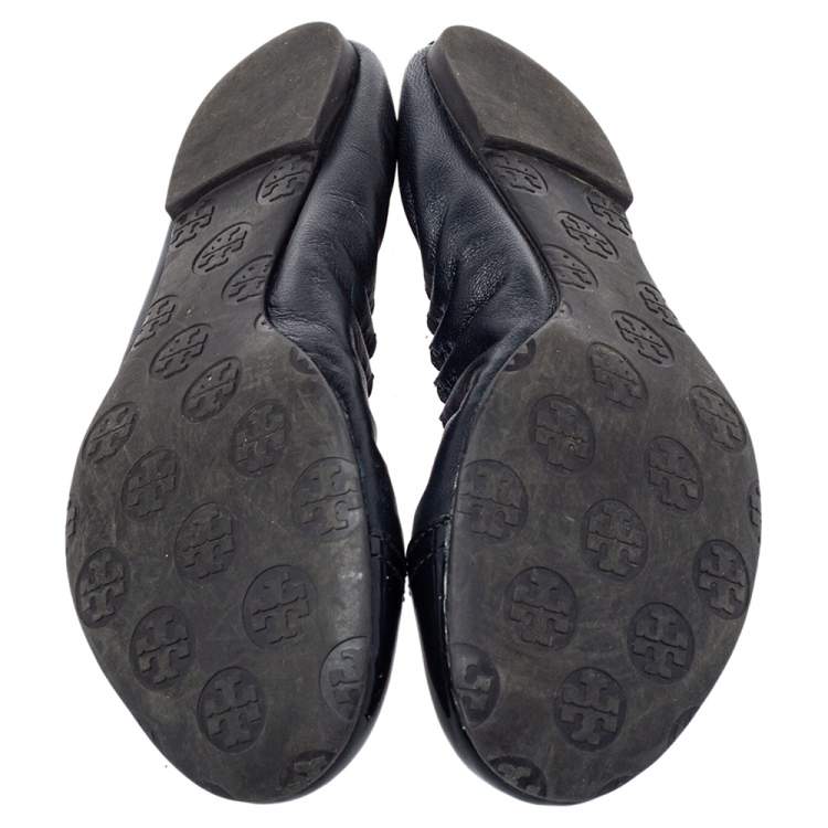Pre Owned Tory Burch Navy Blue Leather and Patent Leather Cap Toe Scrunch  Ballet Flats Size 37.5