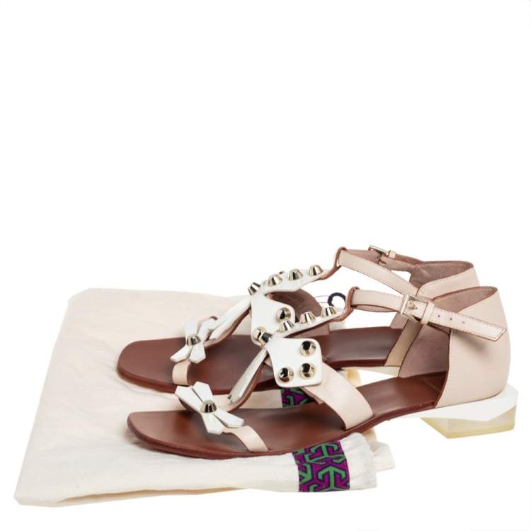 Pre Owned Tory Burch White/Beige Leather Studded Strap Flat Sandals Size 38.5