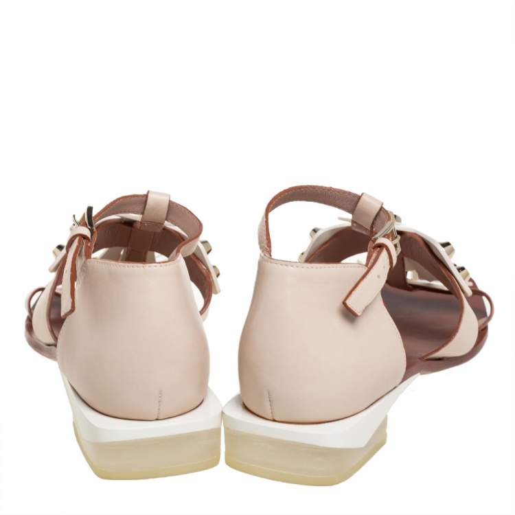 Pre Owned Tory Burch White/Beige Leather Studded Strap Flat Sandals Size 38.5