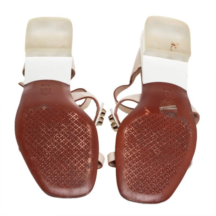 Pre Owned Tory Burch White/Beige Leather Studded Strap Flat Sandals Size 38.5