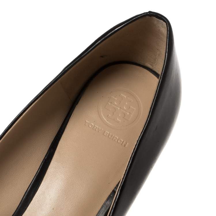 Pre Owned Tory Burch Black Leather Raleigh Block Heel Pumps Size 40