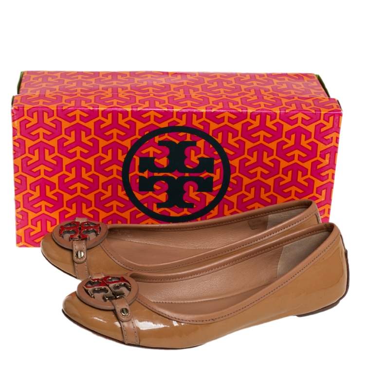 Pre Owned Tory Burch Beige Patent Leather Aaden Ballet Flats Size 37.5