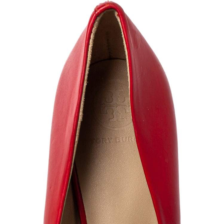 Pre Owned Tory Burch Red Leather T Logo Block Heel Slip On Pumps Size 38