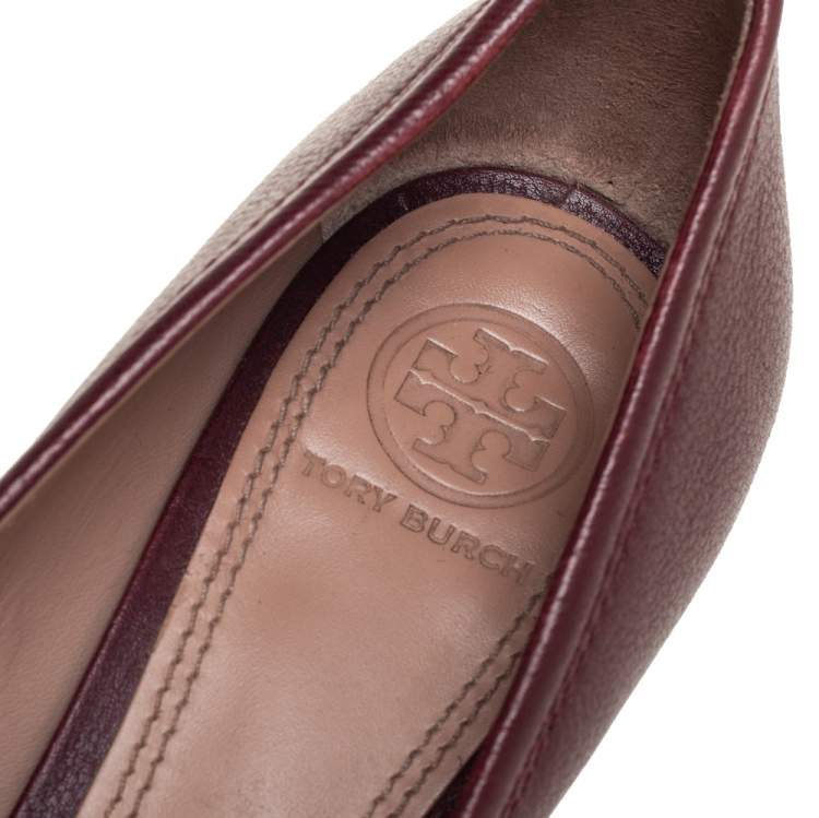 Pre Owned Tory Bruch Burgundy Leather Block Heel Pumps Size 37