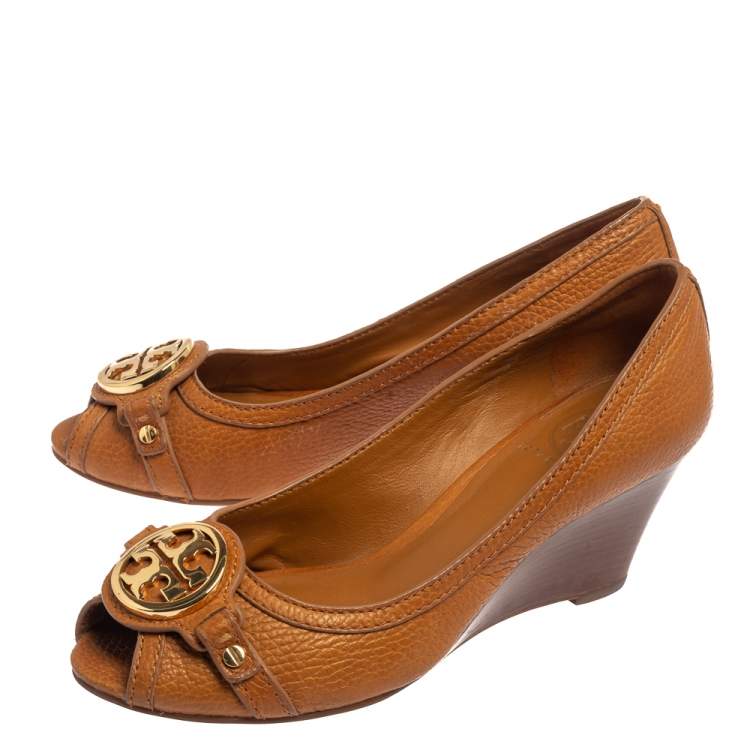 Pre Owned Tory Burch Brown Leather Wedge Sandals Size 37