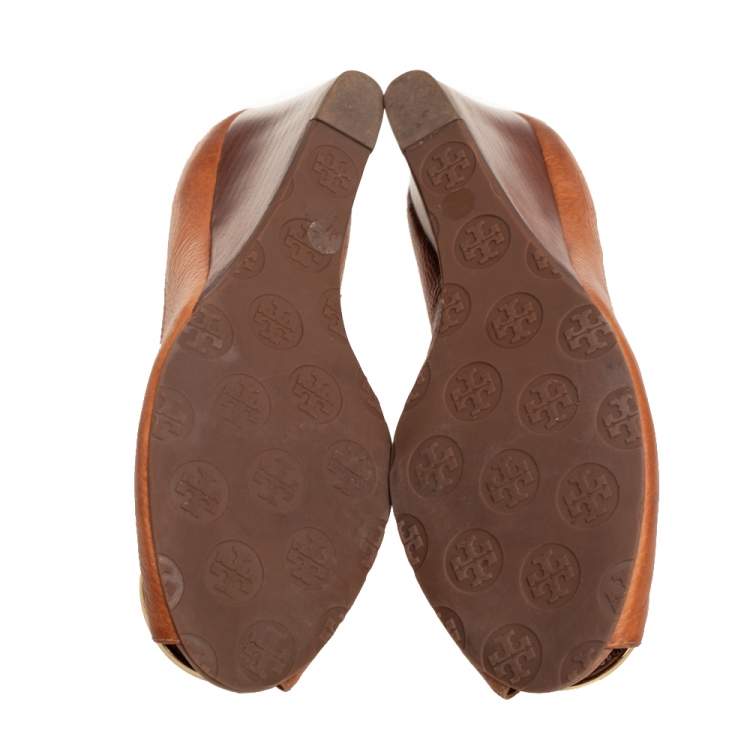 Pre Owned Tory Burch Brown Leather  Wedge Pumps Size 39.5