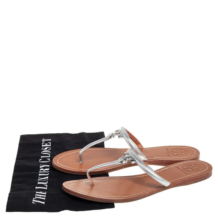 Pre Owned Tory Burch Silver Leather Thong Flats Size 39